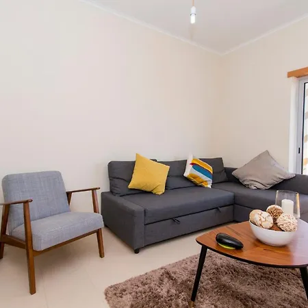 Pool, Wifi, Big Terrace, Bbq, Air Con 1200m From The Marginal Of Cabanas Tavira