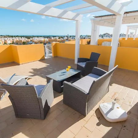 Pool, Wifi, Big Terrace, Bbq, Air Con 1200m From The Marginal Of Cabanas Lejlighed *
